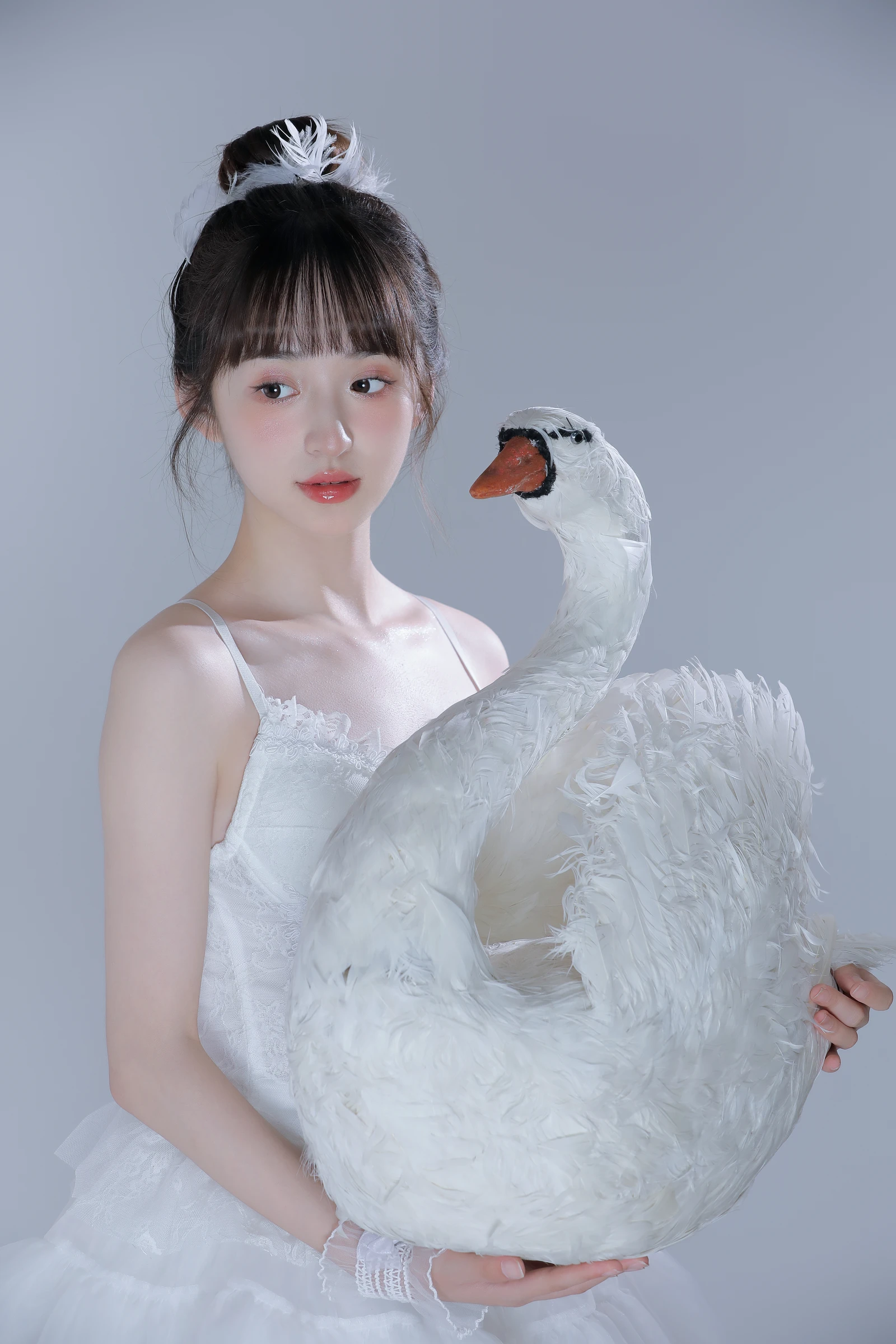 [YITUYU]艺图语-2024.09.23-白天鹅-licaicain-[27P-658MB]-3.webp